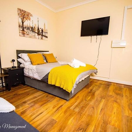 River Street Apartments Truro Esterno foto