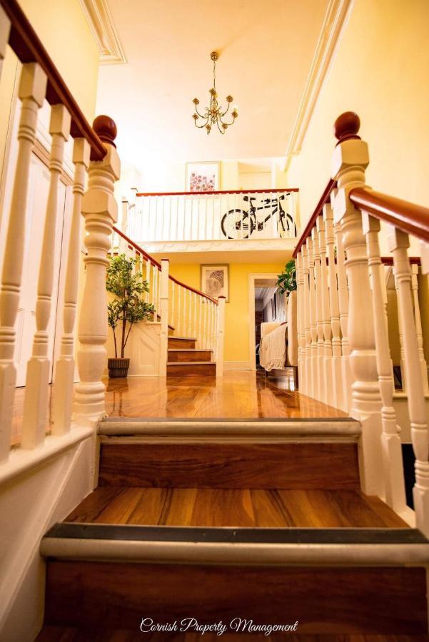 River Street Apartments Truro Esterno foto