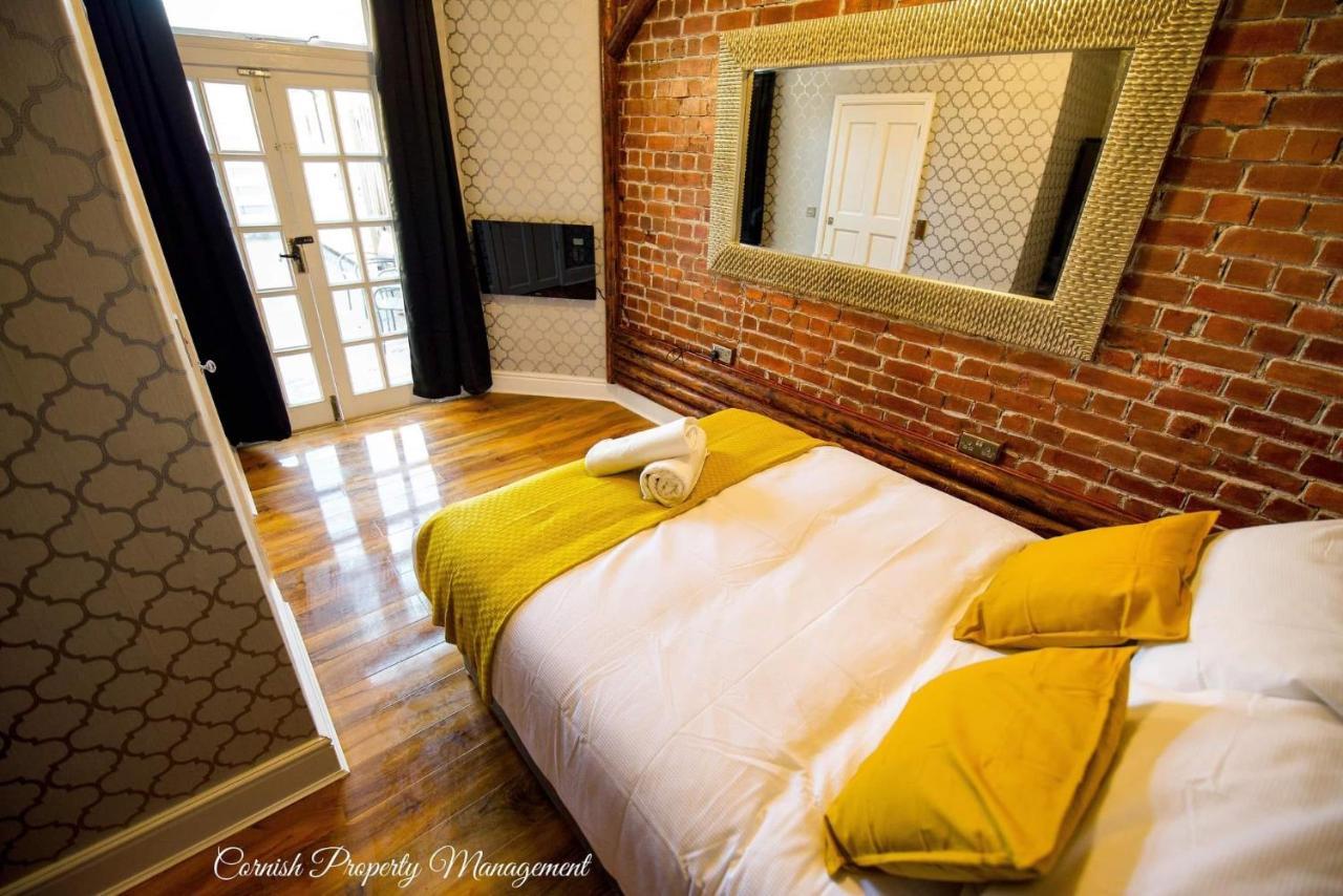 River Street Apartments Truro Esterno foto
